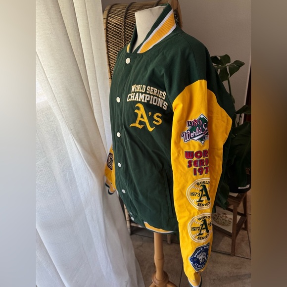 Vintage-Style Oakland Athletics World Series Champions Jacket MLB Genuine merch - Picture 3 of 8